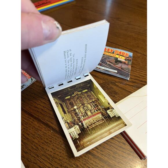 Vintage Lot Of 8 Miniature Views Souvenir Booklets Canada California West Point - Picture 7 of 10